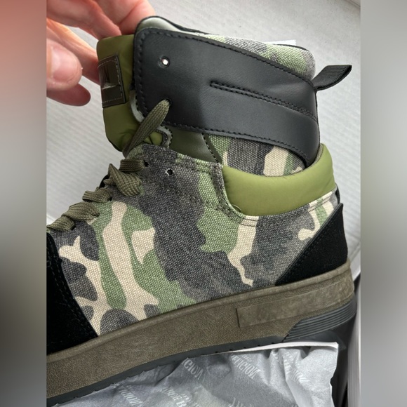 True Religion camo Mateo sneakers high top new in box size 10 - Picture 9 of 13